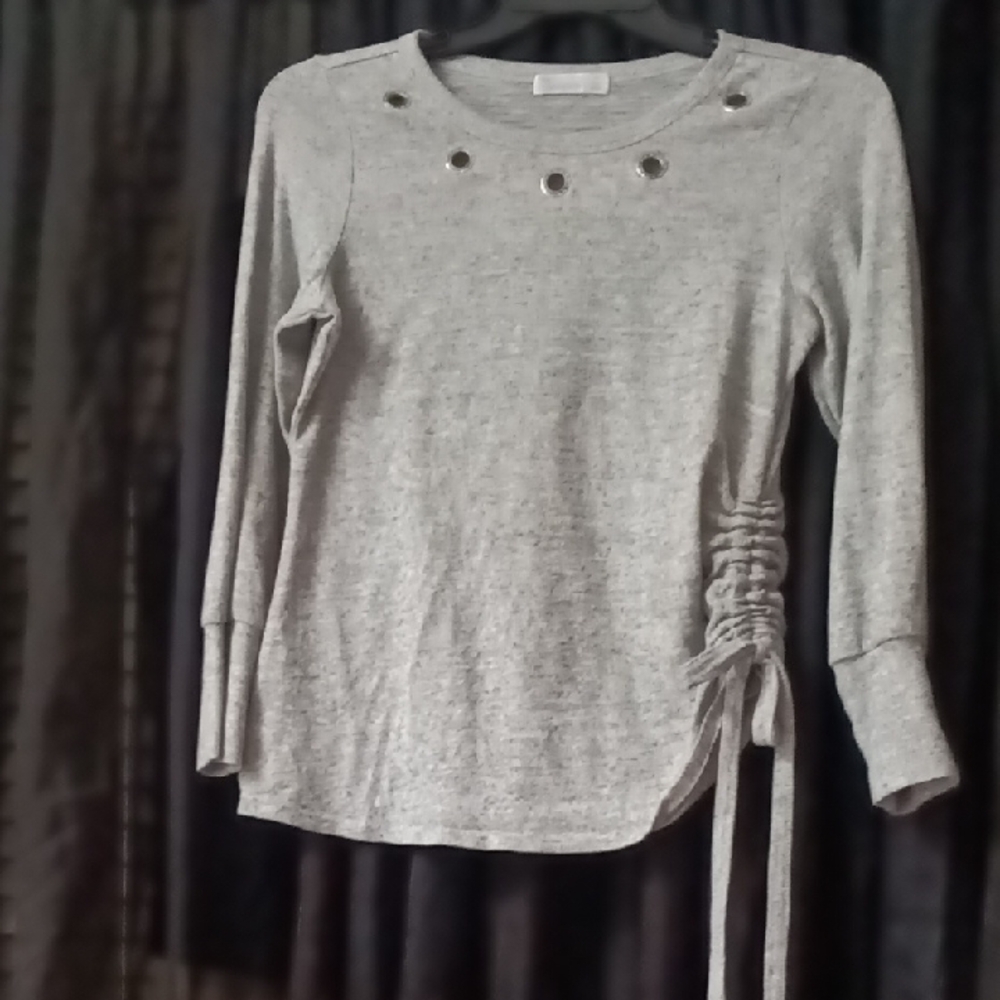 89th & Madison Heather Gray Eyelet Blouse